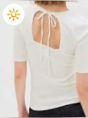 🌴 🆕 GAP Tie Back Cut Out Ribbed Tee Shirt.  New Off White. Size L. NWT.